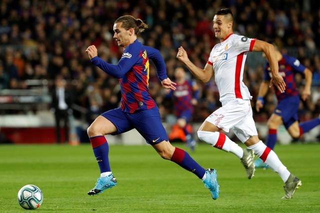 周琦21+17胡金秋伤退 广东再胜广厦总比分2-0