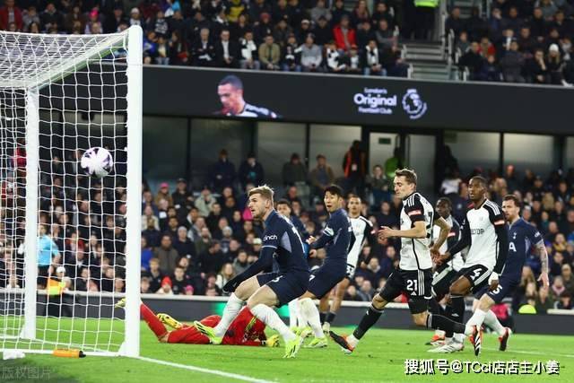 国际足坛中锋身价Top10：哈兰德1.8亿欧元霸榜